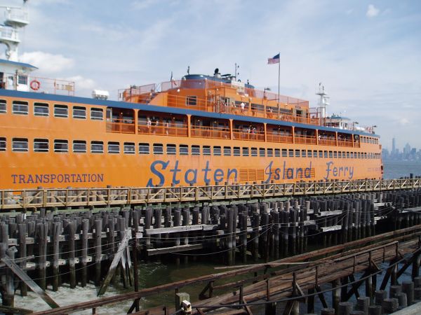 Staten Island Ferry (Free Service) from Lower Manhattan from/to Staten Island